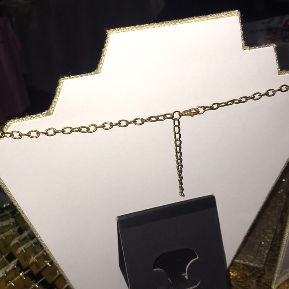 Gold Waterfall kingdom warrior trendy necklace NWT - Picture 7 of 9